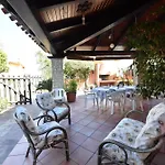 Nyaraló Gianni *