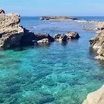 Nyaraló Gianni *
