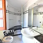 Nyaraló Gianni Putzu Idu